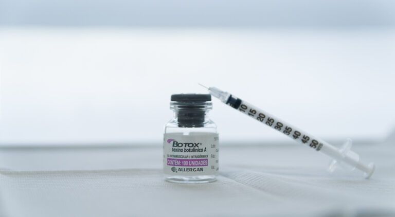 The Role of Botox in Treating Neurological Conditions: Benefits and Risks